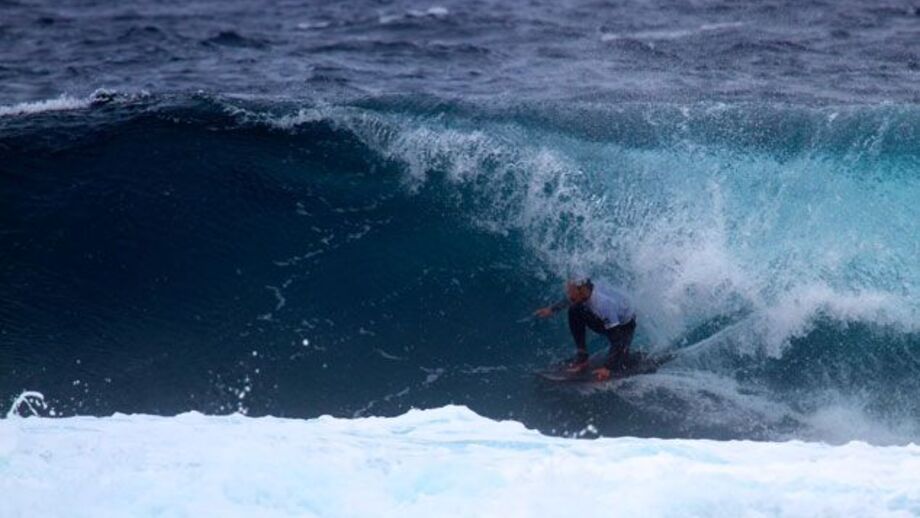 Bodyboard: Luís Pereira triunfa em Dropknee
