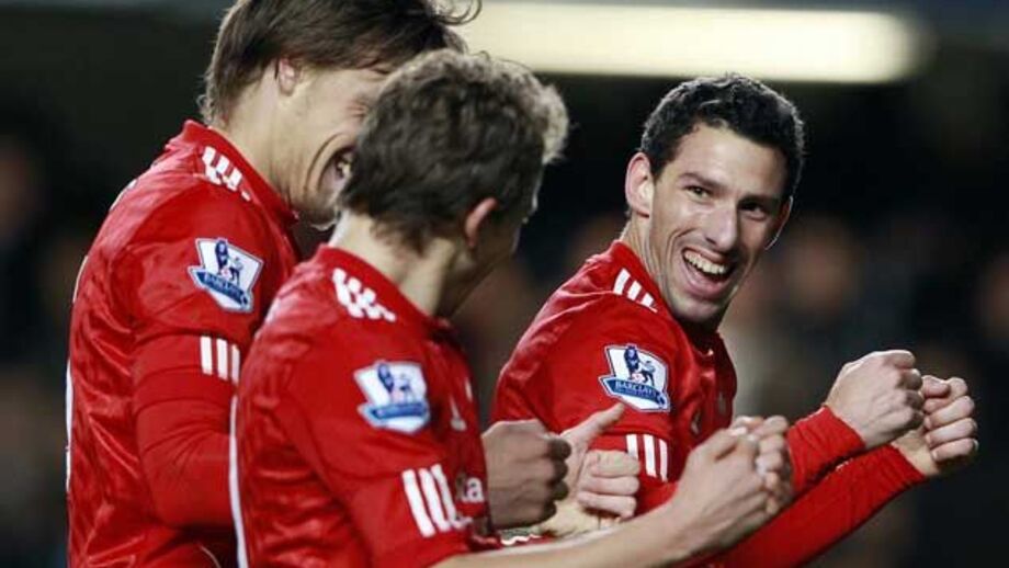 Reds em Londres em busca da Europa