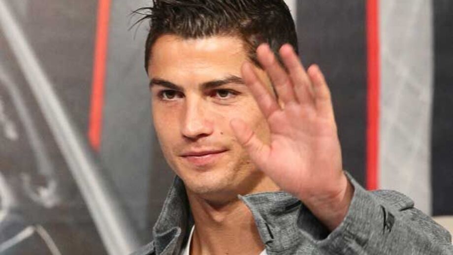 Ronaldo feliz por estar entre os três finalistas 