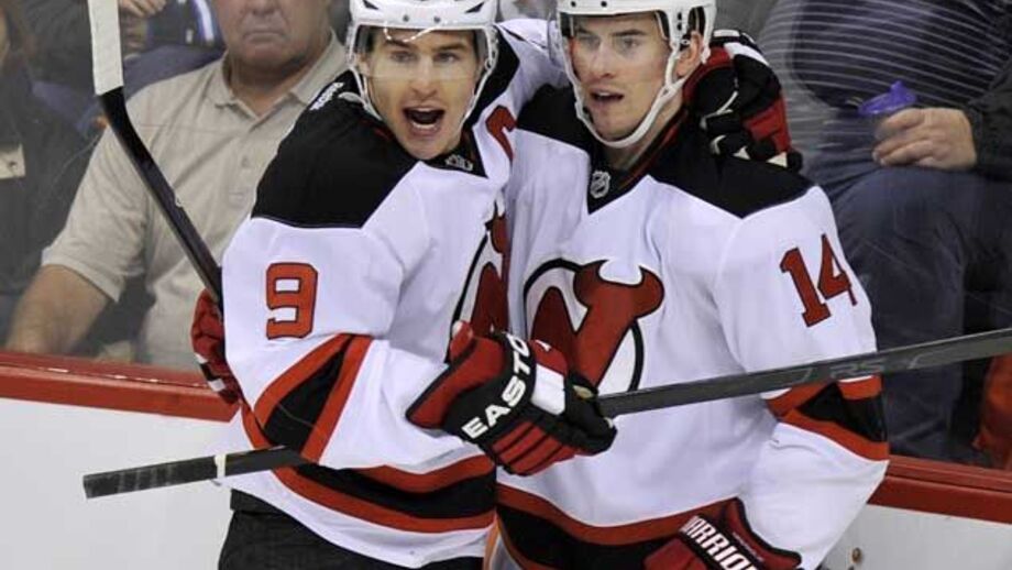 NHL: Adam Henrique continua endiabrado