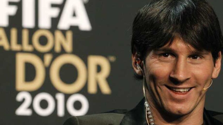 Messi na frente de Ronaldo para a Bola de Ouro