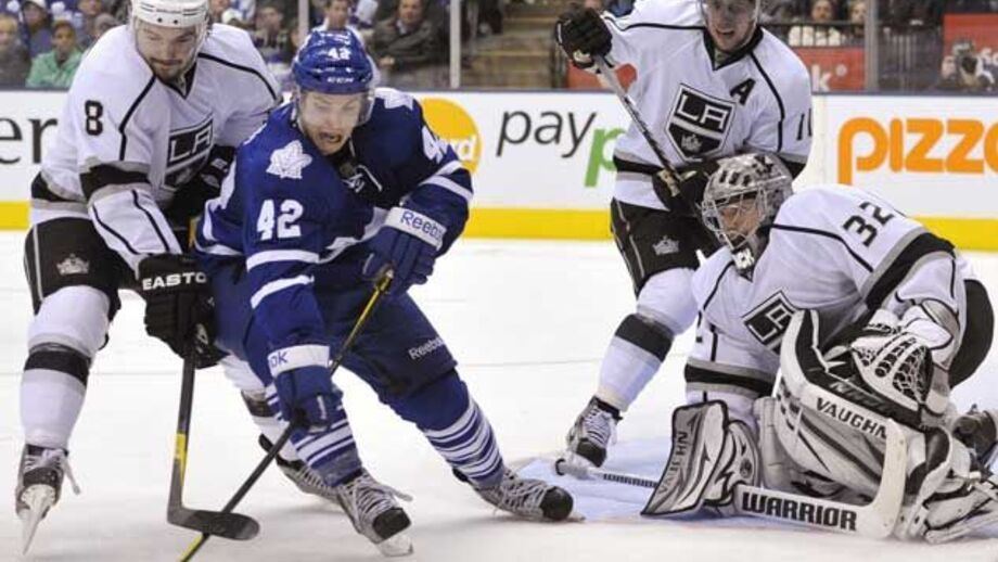 NHL: Doughty e Ribeiro em bom plano