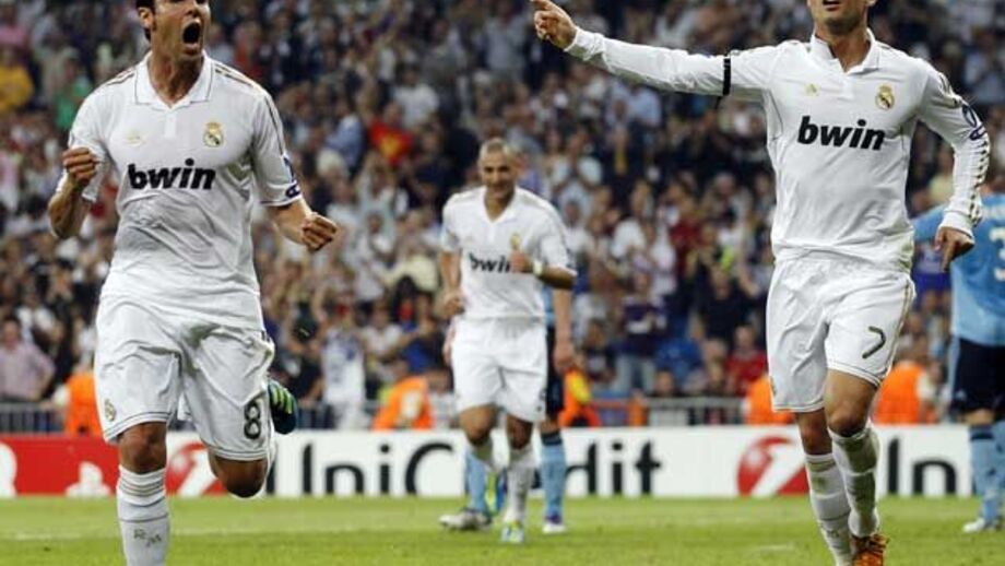 Kaká e Ronaldo têm o mesmo salário