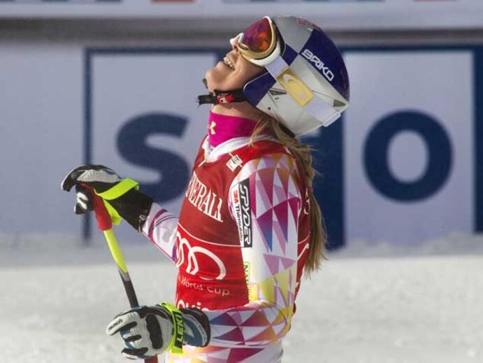 Esqui Alpino: Vonn arrasa concorrência em Lake Louise