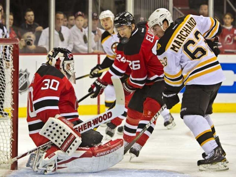 NHL: Bruins humilham Devils em Nova Jérsia
