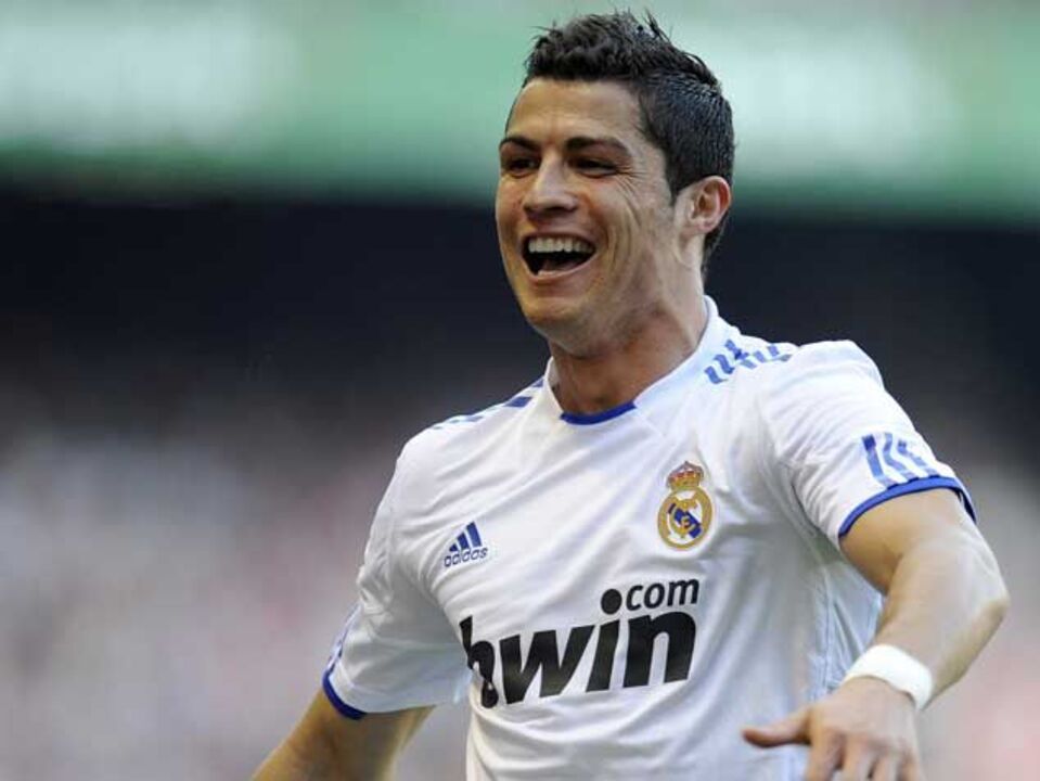 Eusébio, Figo e CR7 na história da Bola de Ouro