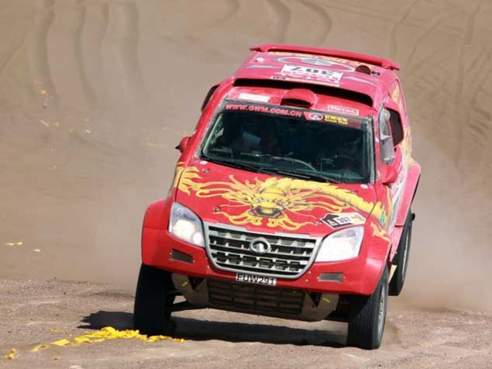 Dakar'2012: Carlos Sousa desce ao 8.º lugar