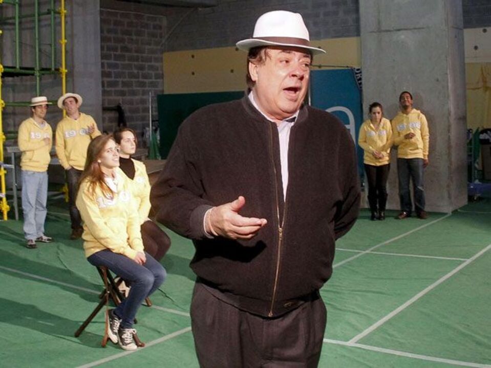 Rogério de Brito interpreta o Visconde de Alvalade