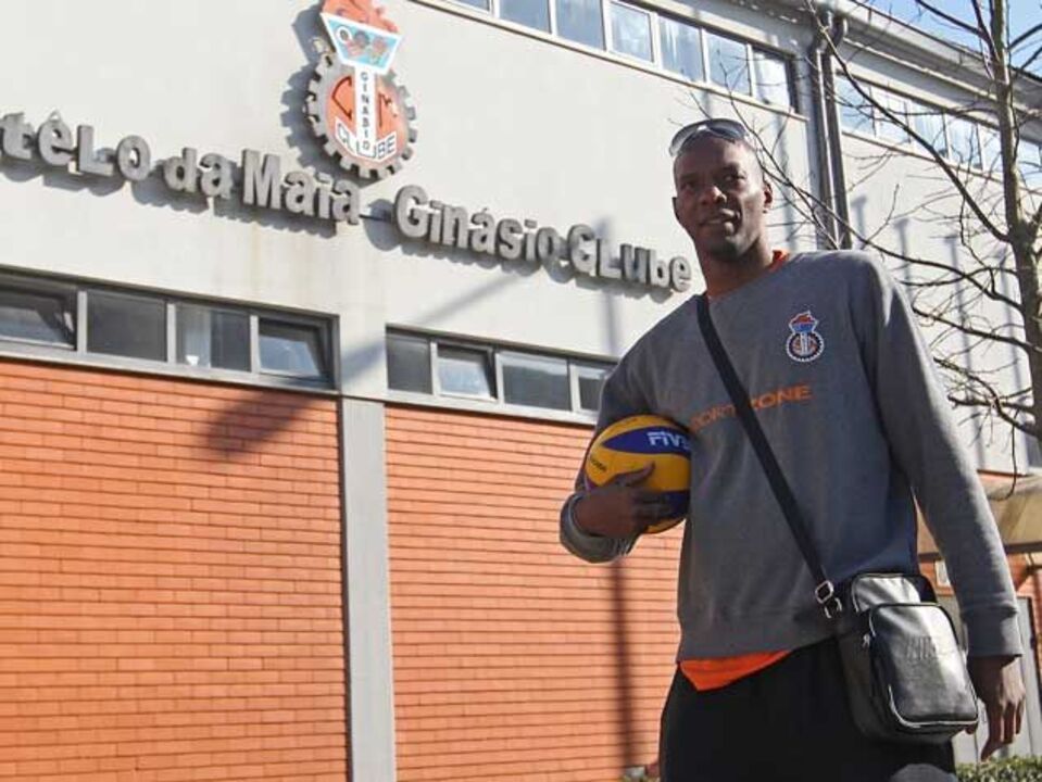 Regresso por apenas três meses