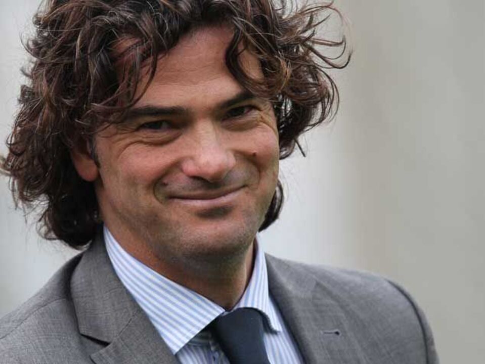Fernando Couto foi o treinador mais caro na Índia 