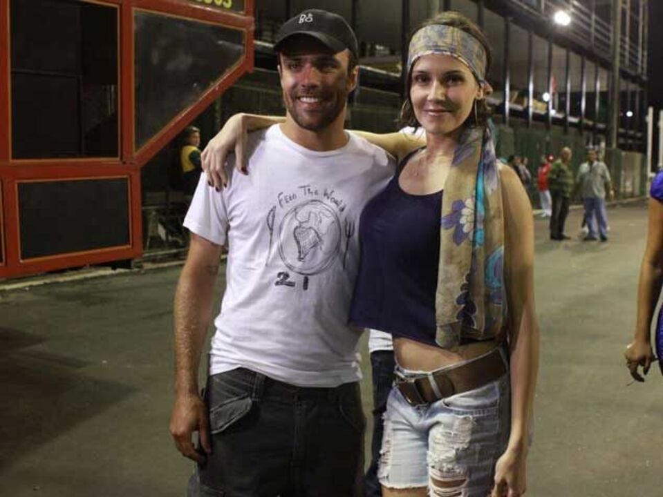 Deborah e Roger visitam Sambódromo