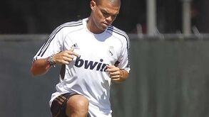 Pepe treinou à margem do grupo