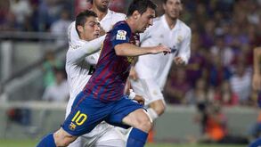 Messi vence duelo com Ronaldo