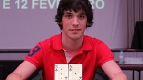 André Almeida foi a Tróia buscar 10 mil