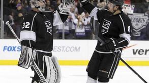 NHL: Doughty destaca-se na noite negra de Tavares