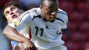 Nando Rafael autorizado a representar Angola