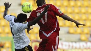 Angola empata com Sudão (2-2)
