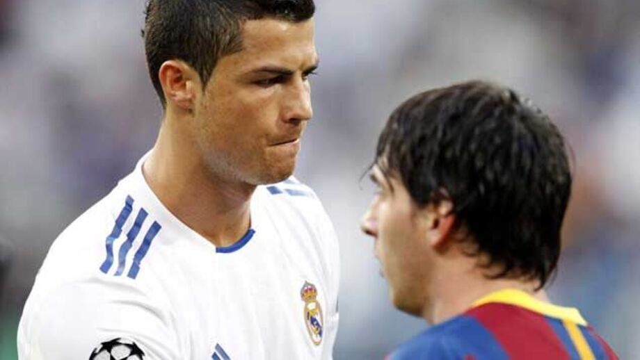 Messi com uma mão na Bola de Ouro