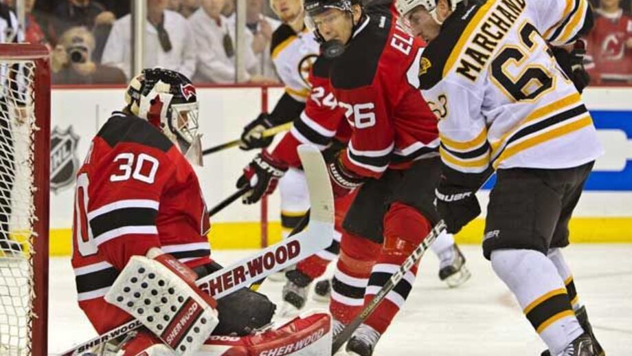 NHL: Bruins humilham Devils em Nova Jérsia
