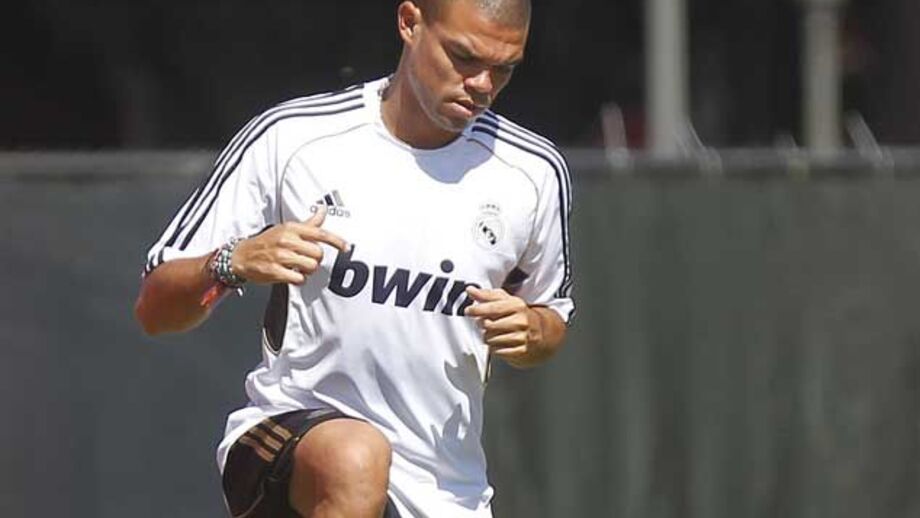 Pepe treinou à margem 