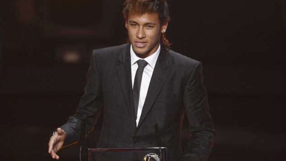 Neymar vence prémio Puskas