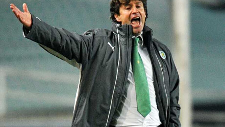 Sporting cai a pique na luta pelo título
