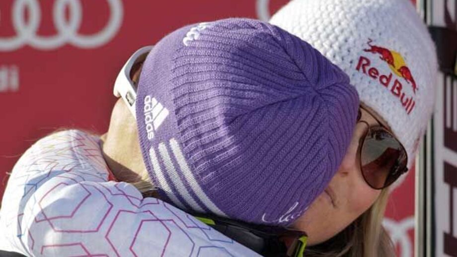 Esqui Alpino: Maria Riesch impede 50.º triunfo de Vonn