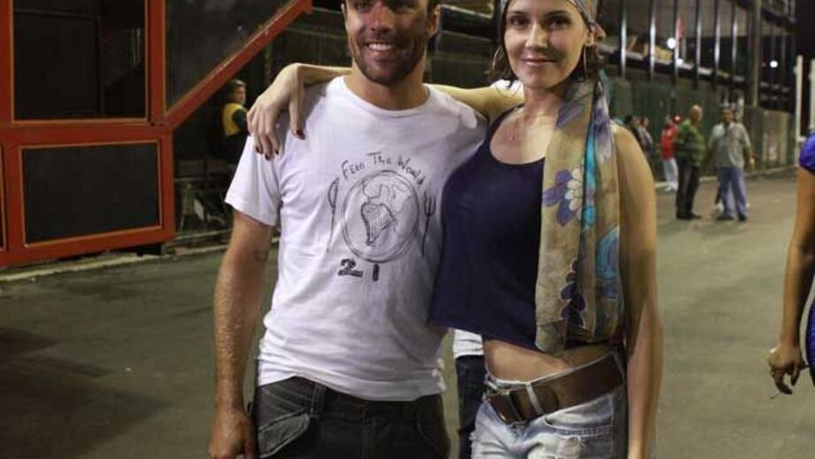 Deborah e Roger visitam Sambódromo