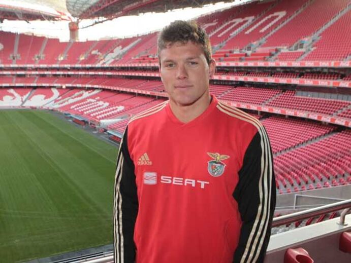 Canoagem: Benfica contrata João Ribeiro