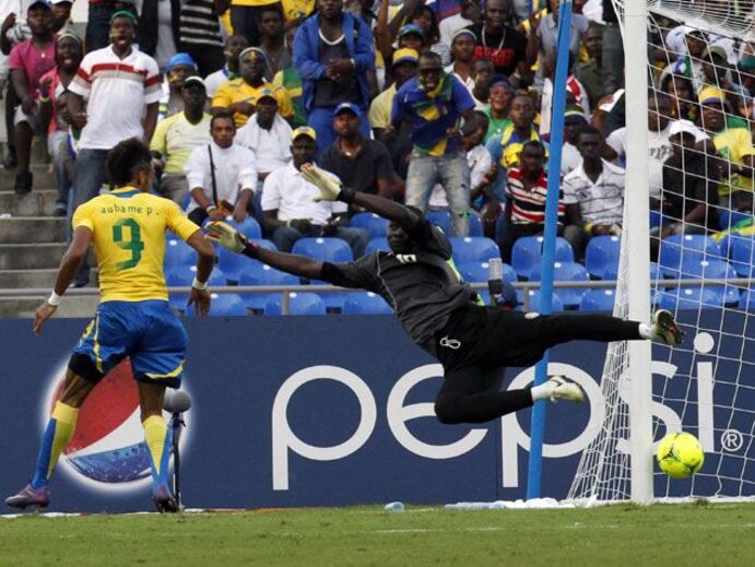 Gabão não desilude na estreia