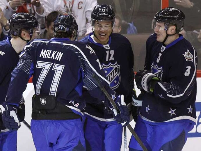 NHL: Chuva de golos na desforra de Chara