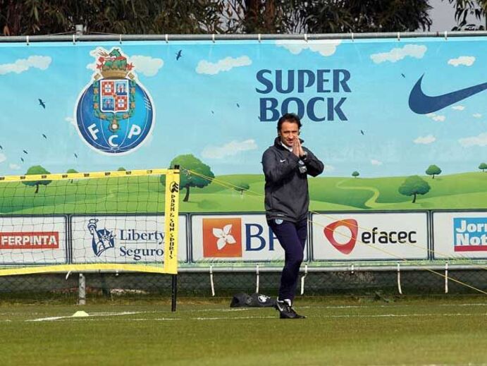 Souza junta-se a Hulk no lote de indisponíveis