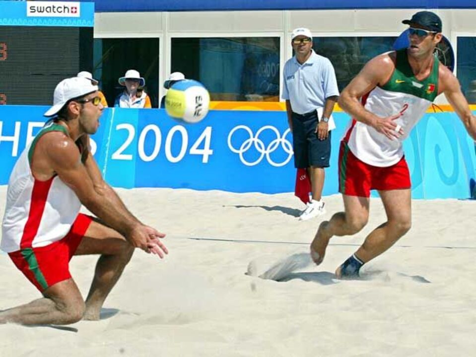 Câmara de Vila Nova de Gaia homenageia Miguel Maia e João Brenha
