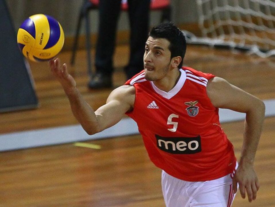 Cenário escaldante na receção às águias