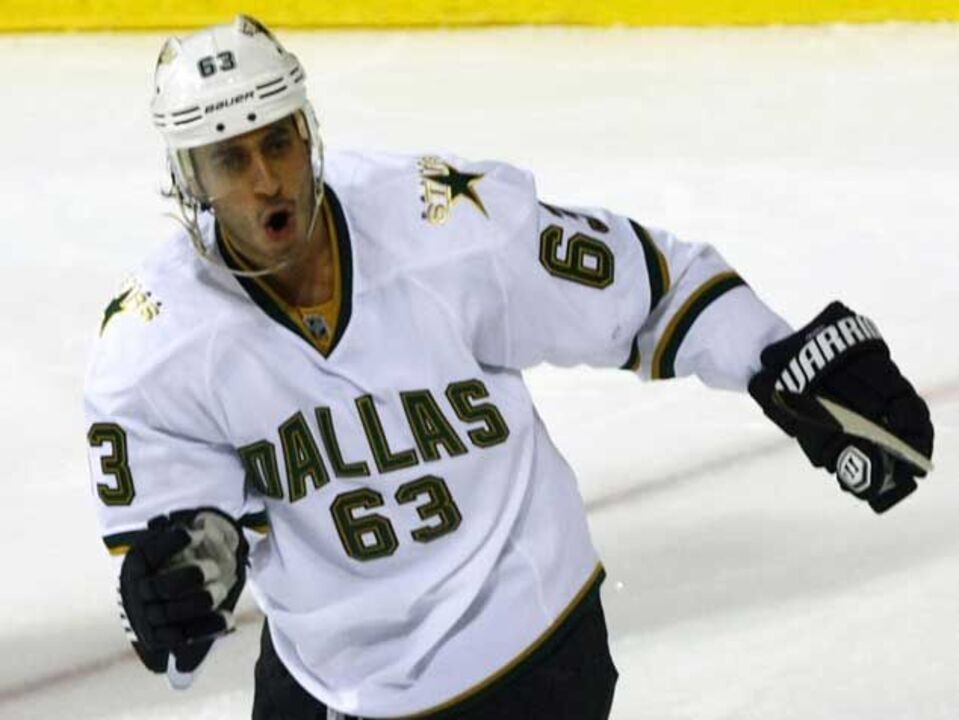 NHL: Mike Ribeiro trava novo líder