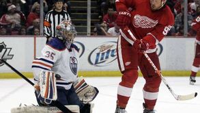 NHL: Detroit continua sequência de vitórias caseiras