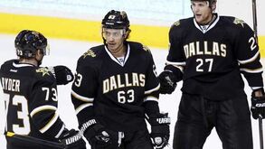 NHL: Show de Mike Ribeiro em Dallas