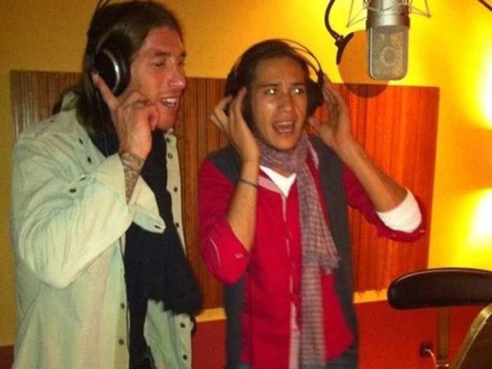 Sergio Ramos transforma-se num cantor