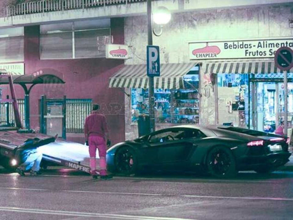 Lamborghini deixou Ronaldo... apeado