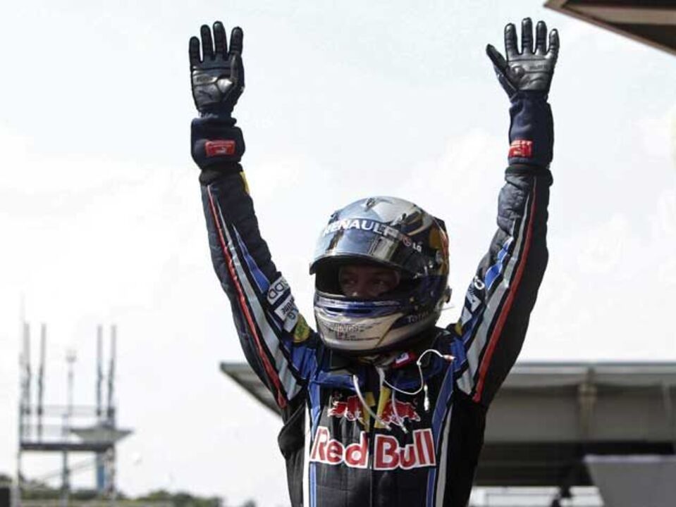 Vettel com largo favoritismo para 2012