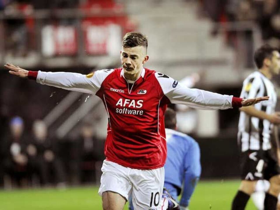 AZ Alkmaar cimenta liderança