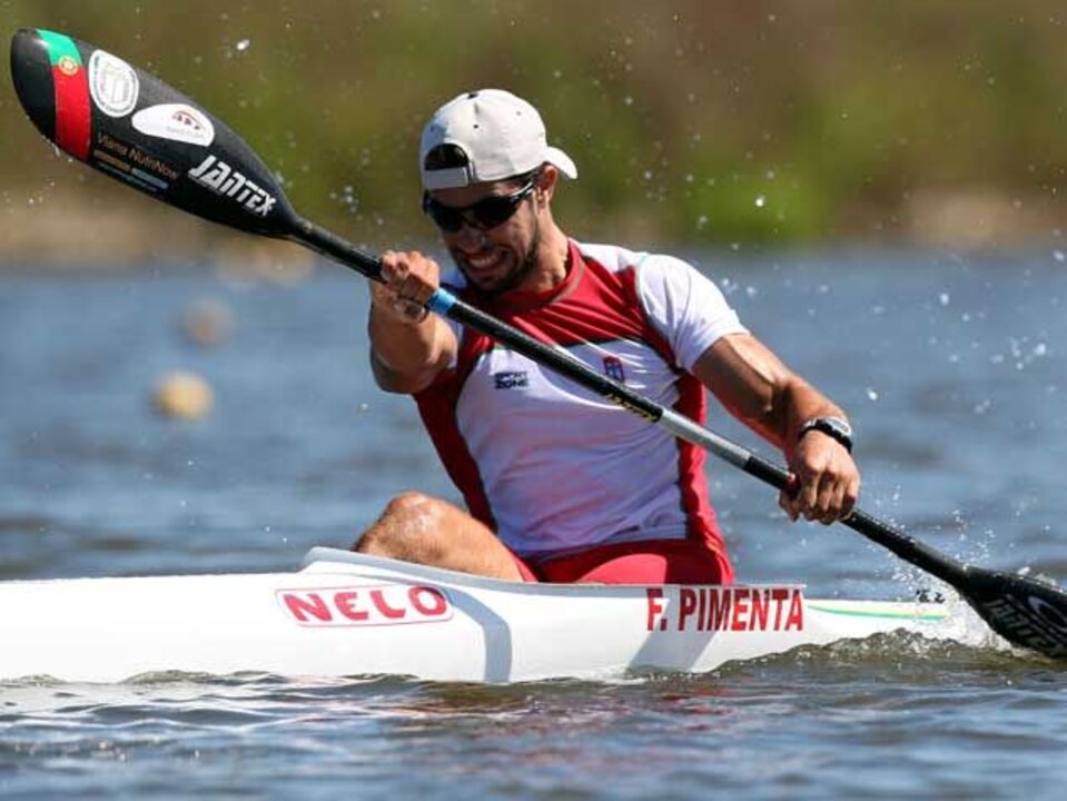 Canoagem: Mais de 1.000 lutam pelo título no Rio Douro