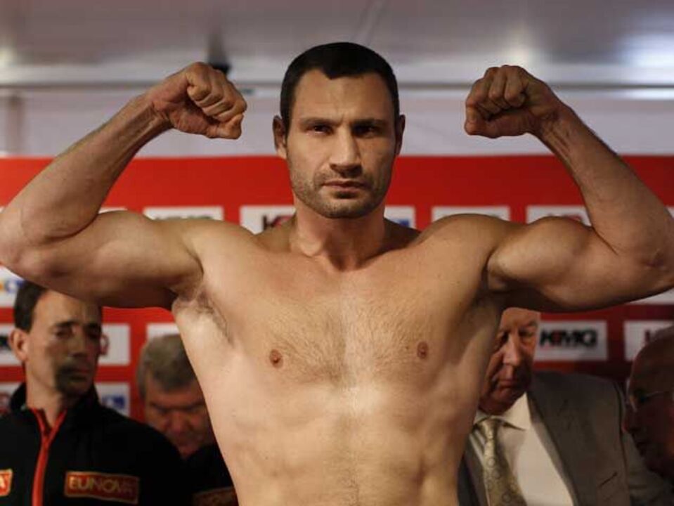 Boxe: Vladimir Klitschko leiloa medalha olímpica para caridade