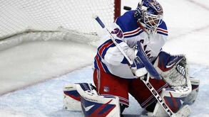 NHL: Pássaro volta a fugir aos Islanders