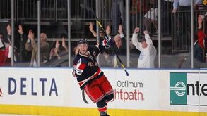 NHL: Festa a dobrar para Ryan Callahan