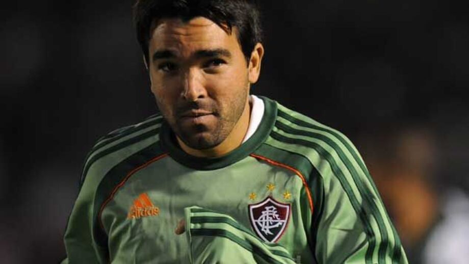 Deco evita apontar favorito para o clássico da Luz