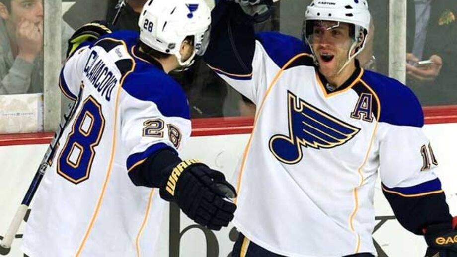 NHL: Blues alcançam 100 pontos e o playoff