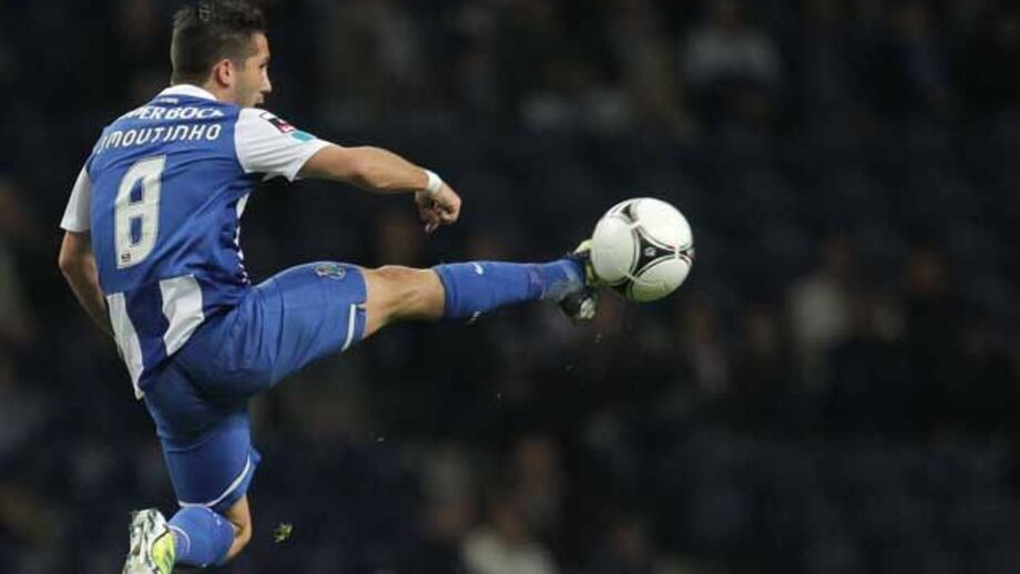 João Moutinho assume liderança