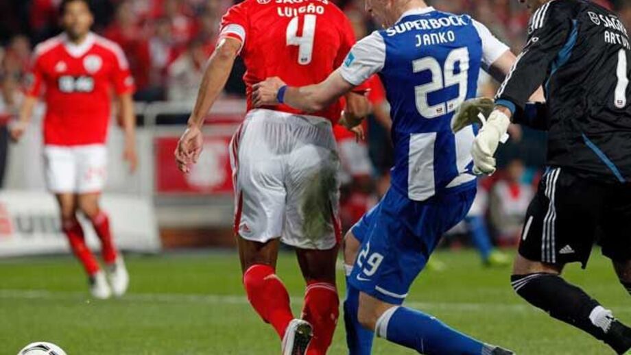 Benfica favorito em novo clássico com FC Porto