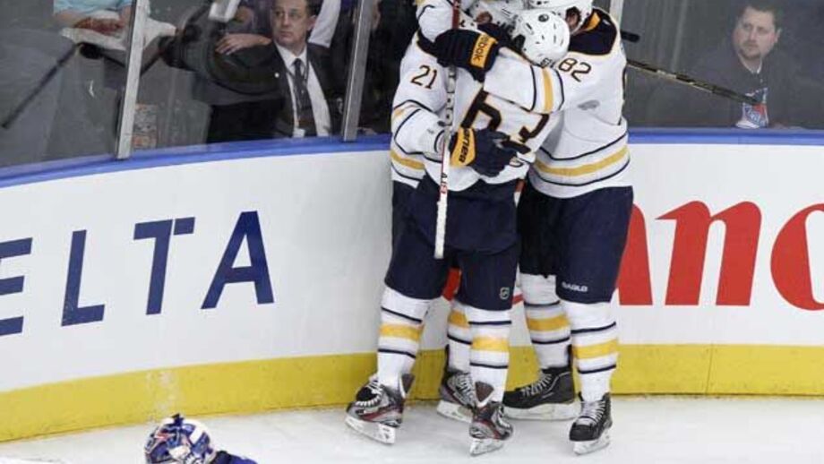 NHL: Buffalo Sabres derrubam Rangers